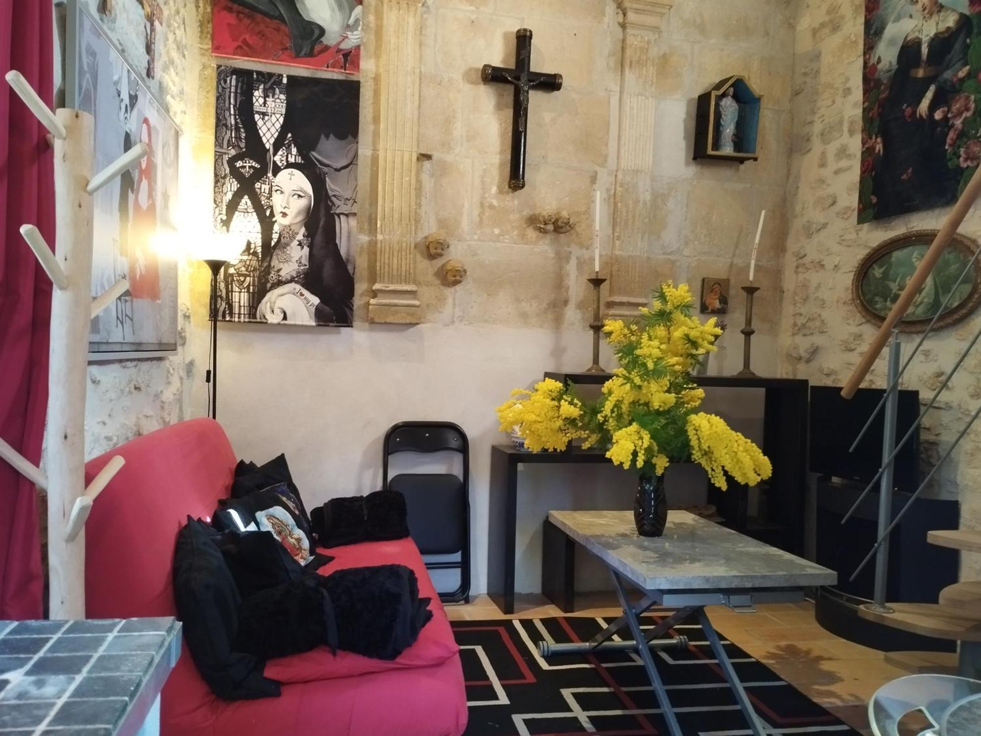Holiday home Mas De La Chapelle Sainte-elisabeth