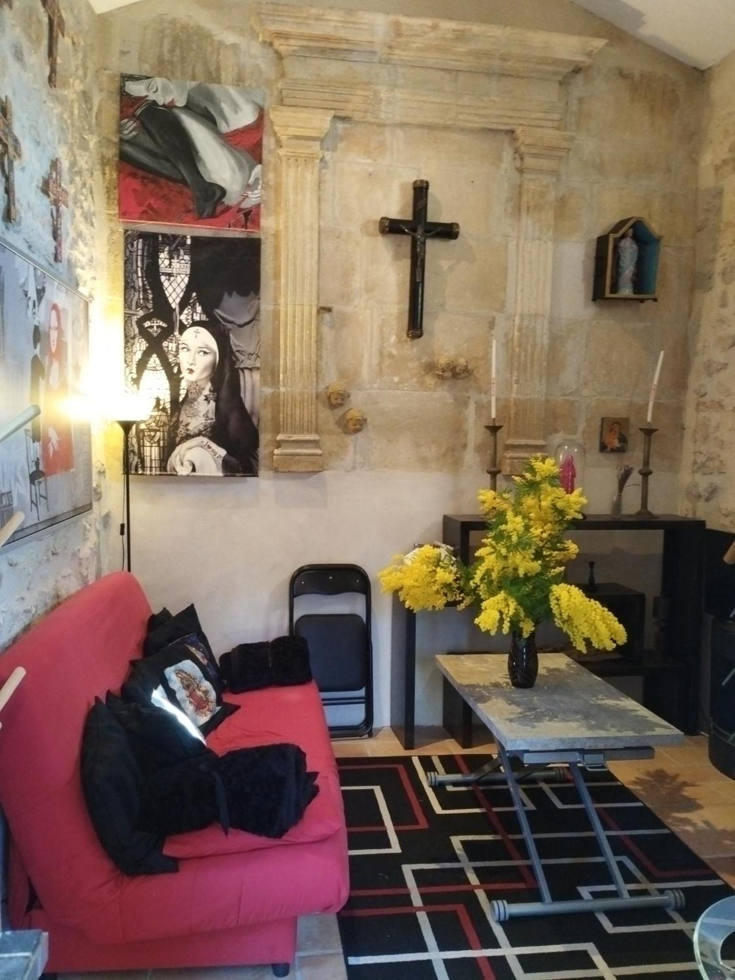 Holiday home Mas De La Chapelle Sainte-elisabeth Tarascon