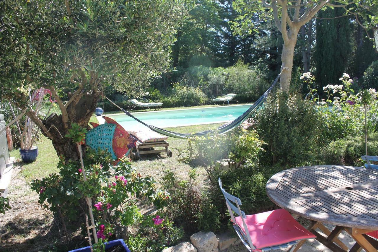 Holiday home Mas De La Chapelle Sainte-elisabeth